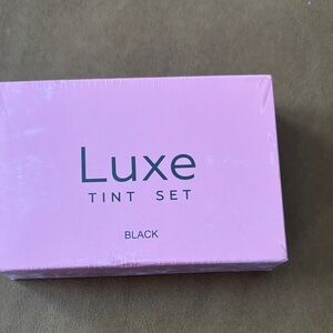 Luxe cosmetics lash tint